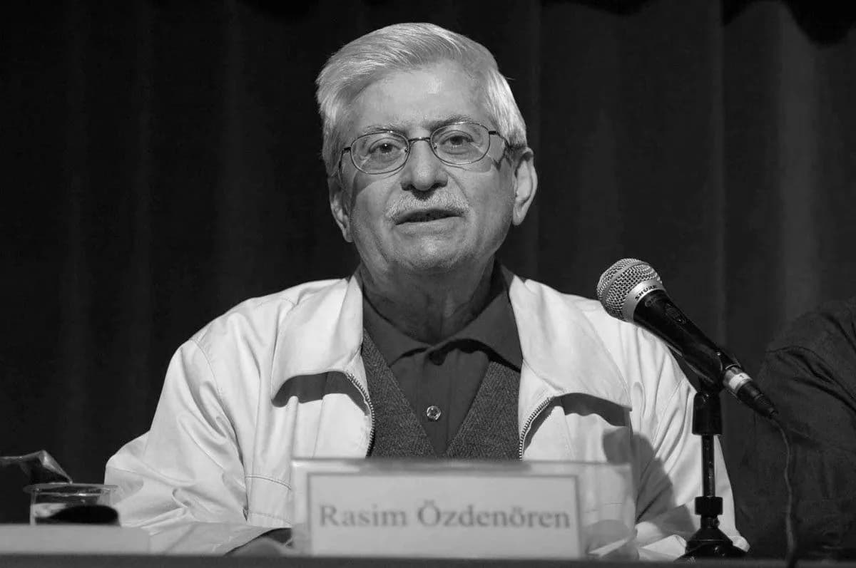 Şair ve Yazar Rasim Özdenören'i Kaybettik