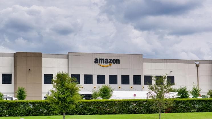 Jeff Bezos'un Amazon'u meme ve cilt kanseri için aşı geliştiriyor