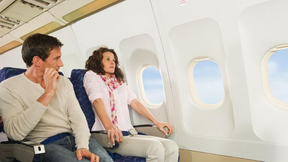 Sadece Bir Kalem Kullanarak Uçak Türbülansı Korkunu Yenebilirsin