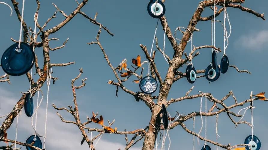 Dünyada ve Türkiye'de Çok Bilinen Batıl İnançlar ve Hikayeleri