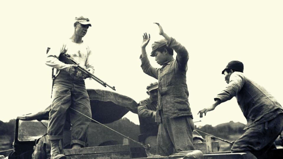 Okinawa'nın Trajik Tarihi: Halk Hala Amerikan Askeri Üsleri Tarafından Zehirleniyor!