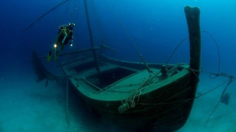 Genç Tunç Çağı Batığı: Uluburun Batığı'na Bir Bakış