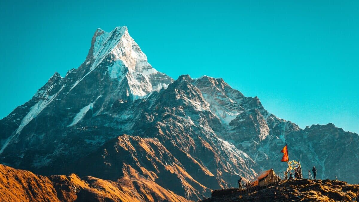 Himalayalar'daki buzullar hızla eriyor, 2100'e kadar yüzde 75 kayıp olabilir