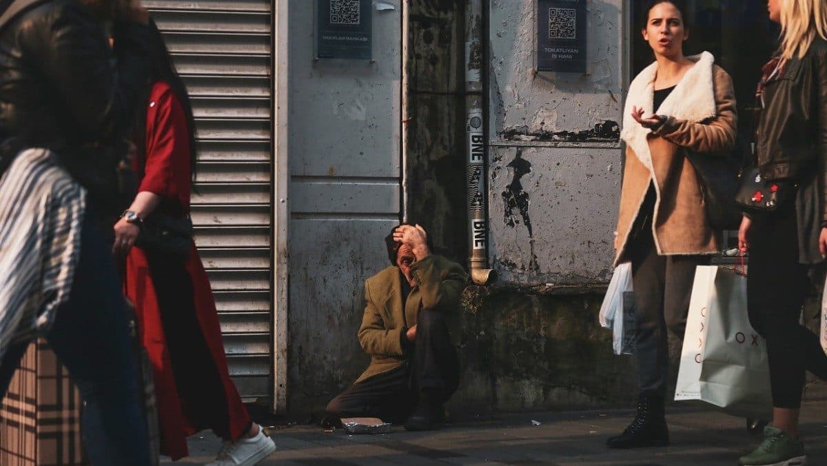 İnsani Virüs: Damgalama