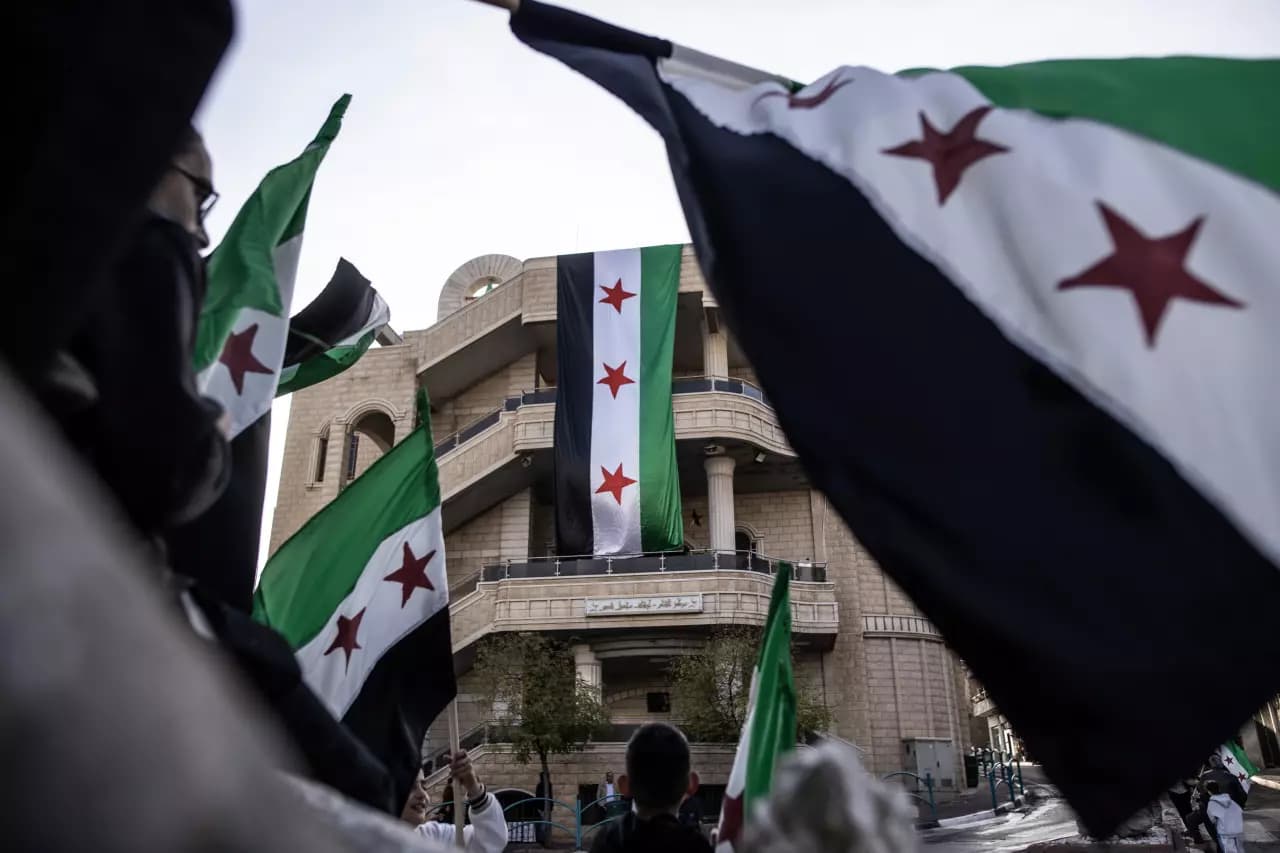 Suriye’deki Son Kaos: Güçler Değişiyor, Topraklar Kaybediliyor!